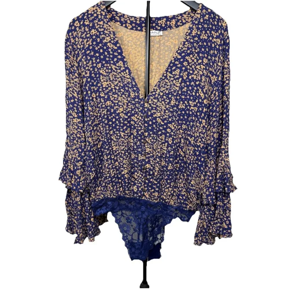 Intimately Free People Bodysuit Women’s Sz M Dainty Blue Floral Blouse Boho Lace - Picture 1 of 16